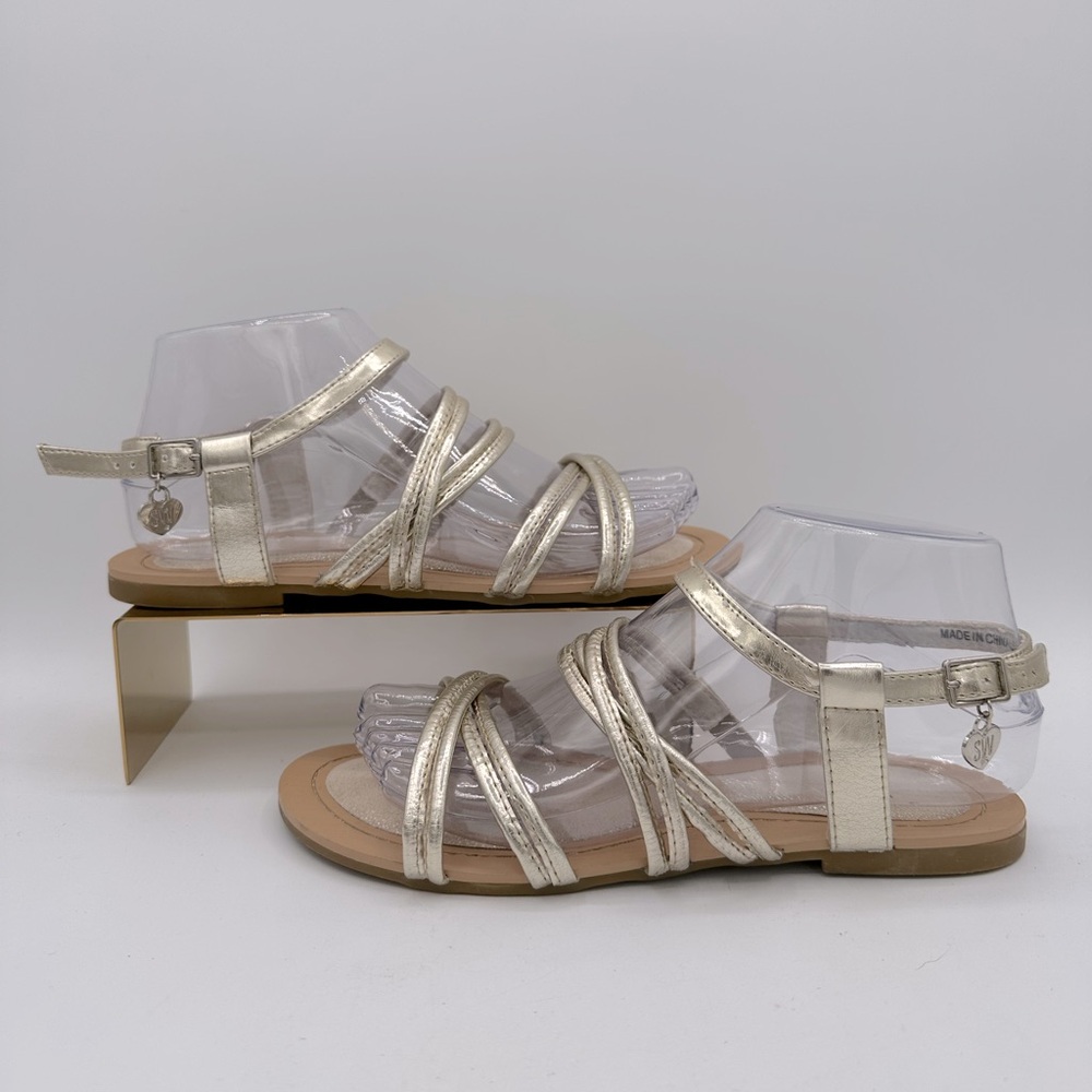 STUART WEITZMAN Girls Gold Charm Summer Sandals | Size 5